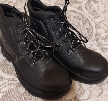 Мужская обувь: Safety Boots 👆🏻Yeni. (İstifadə olunmayıb.) (✅ Barmaq uclarında metal