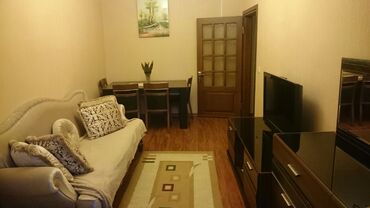 Otaqların uzunmüddətli kirayəsi: Studio tipli, tam mebelləşdirilmiş otaq və mətbəx dəsti. - Otaq — 2