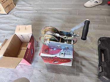 другой: Ручная лебедка с тросом HAND WINCH 1000 lbs. Описание:. - — 2