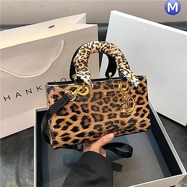 Toy aksesuarları: 2026 New collection Əldə qalan rənglər 📍Qiymət 42 Azn 📍Ölçülər 25x15x7 — 9