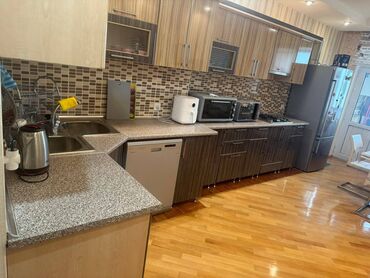 Uzunmüddətli kirayə mənzillər: Nərimanov Rayonu Əliyar Əliyevdə 24 mərtəbəli binanın 7-ci -da lalafo.az — 6 Uzunmüddətli kirayə mənzillər: Nərimanov Rayonu Əliyar Əliyevdə 24 mərtəbəli binanın 7-ci — 6