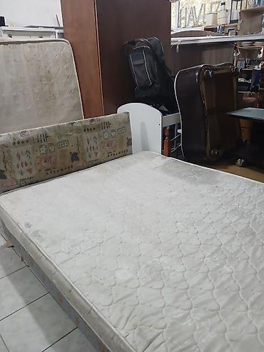 iki nəfərlik çarpayı: - İki nəfərlik çarpayı və döşək dəsti - Ölçü: təxmini 140–160 sm en — 1