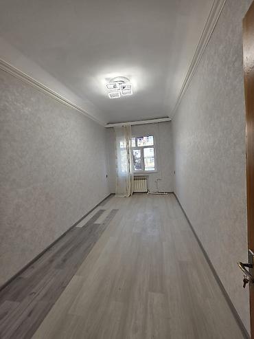 zabrat ev: Bakı, 8-ci kilometr, 2 otaqlı, Köhnə tikili, 42 kv. m — 3