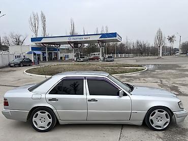 Mercedes-Benz: Mercedes-Benz E-Class: 1995 г., Автомат, Бензин — 6