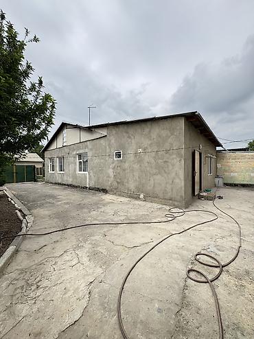 Продажа коттеджей и домов: ✨ Продаётся дом коттеджного типа в с. Сокулук ✨ 🏡 Характеристики: • — 3