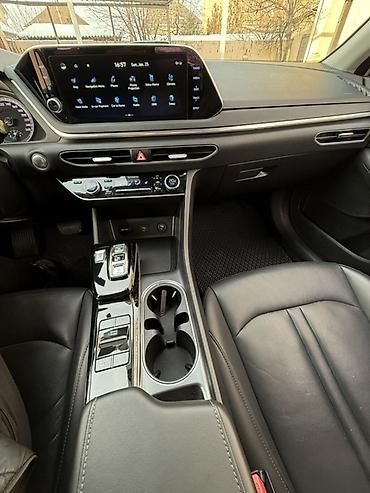 Hyundai: Hyundai Sonata: 2020 г., 2 л, Газ, Седан — 6