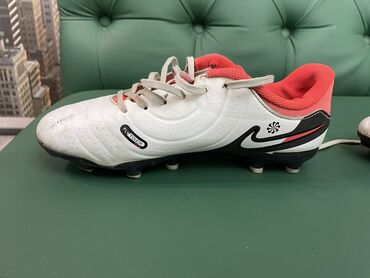 бутсы пума сороконожки: Nike Tiempo Legend 10 Academy, б/у, оригинал со штатов. Размер: 38,5