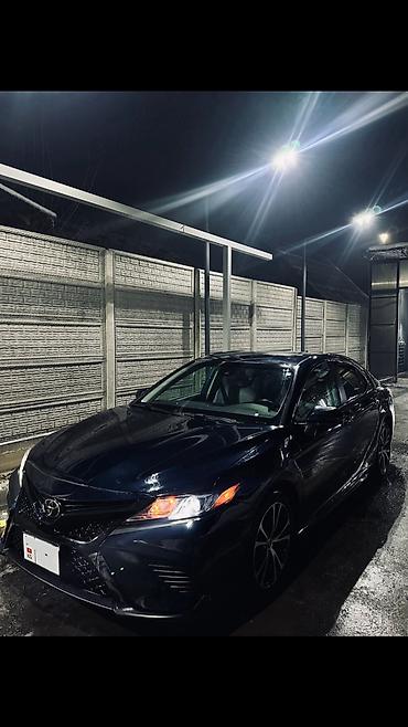 Частная аренда авто: Сдаю Toyota Camry, Посуточно, Без водителя, | От 18 лет, Водительские права — 6