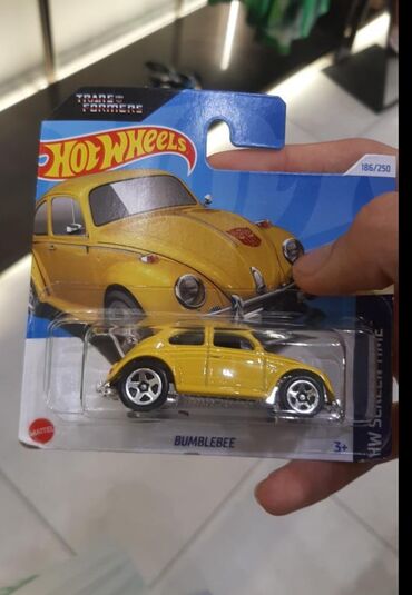 maşın kolleksiyası: Hotwheels bumblebee