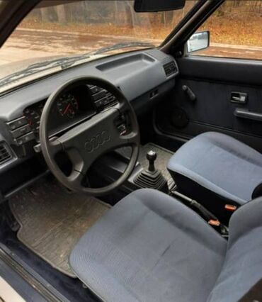 Audi: Audi 80: 1986 г., 1.8 л, Механика, Бензин, Седан — 11