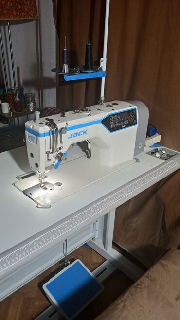 швейная машинка афтомат: Продаю Jack A4B прямостросная швейная машина автомат, в идеальном