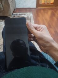 islenmis notbuk: Realme 3 Pro, 64 ГБ, цвет - Золотой, Кнопочный