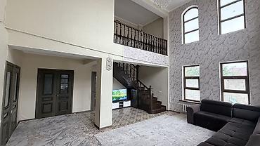 запад: 🏡 Продаю частный 2х этажный дом… 📌 г. Бишкек, ул. Улан Эгизбаев, ~ 29 — 1