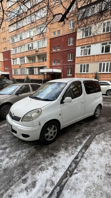 полный спринтер: Toyota Funcargo: 2003 г., 1.5 л, Автомат, Бензин, Van