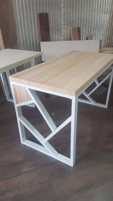 Журнальные столы: Журнальный стол. Письменный стол. Школьный стол и стулья. Офисный — 18