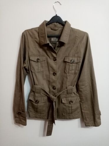 red star shop jakne: Jakna C&A, kao nova, obucena je par puta. M veličina. Pogledajte i