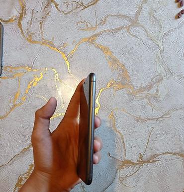 Apple iPhone: IPhone 11, 128 GB, Qara, Face ID — 6