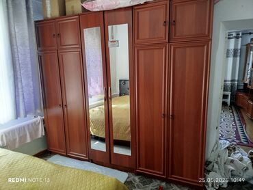 джалал абад мебель: Шкаф для одежды, Б/у, Прямой, ЛДСП