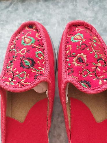 Digər ayaqqabılar: Ölçü: 37, rəng - Qırmızı, Yeni — 5