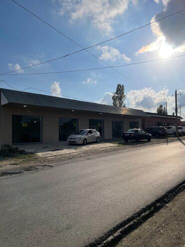 Mağazalar: Salam aleykum xacmaz niyazabad yolu pive zavodun yanı 200 kvadrat tam — 17