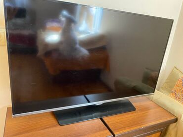 samsung a52s 5g: ‼️Samsung 102 ekran sade televizoru satılır.260 manata.unvan