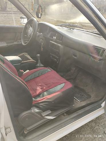 Mazda: Mazda 626: 1989 г., 2 л, Ручные, Бензин, Универсал — 5