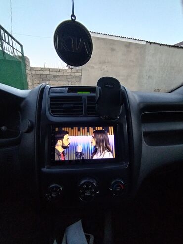 Kia: Kia Sportage: 2 l | 2008 il Krossover — 9