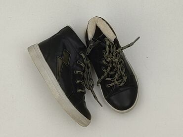 klapki z brylantami: Półbuty 26, Używany w lalafo.pl klapki z brylantami: Półbuty 26, Używany