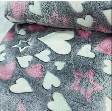 Zavese i draperije: 🌿Rebrasta plišana ćebad🌿
🌿Dimenzije-200*200 
🌿Cena-2600din
G⚜️ — 10