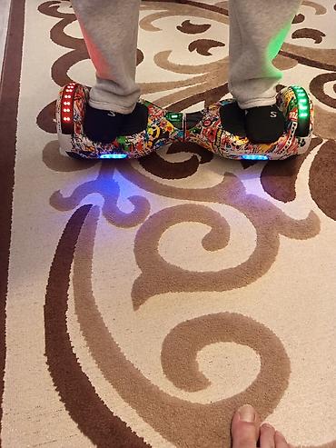 Elektrik nəqliyyatı: Qrafitili naxışlı hoverboard (gyroskuter) - Ölçü: 6.5" təkərlər – — 3