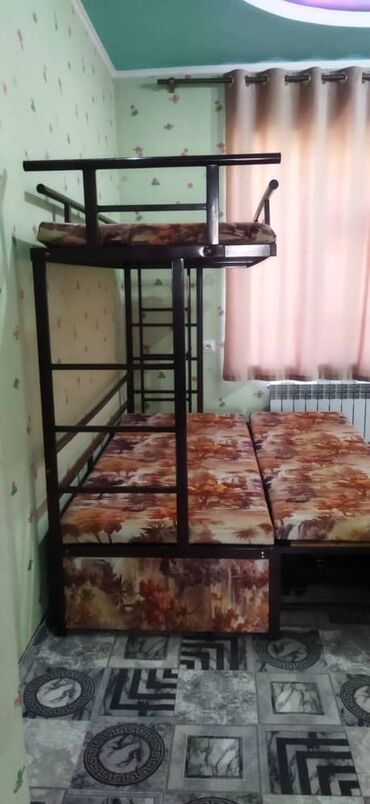детский двухэтажный кровать: Двухъярусная кровать, С выкатной системой