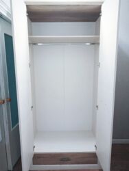 Шкафы для одежды: Шкаф для одежды, Б/у, Прямой at lalafo.kg — 3 Шкафы для одежды: Шкаф для одежды, Б/у, Прямой — 3