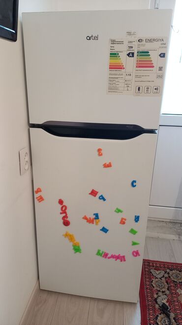 мир холодильников: Холодильник Artel, Б/у, Двухкамерный, No frost