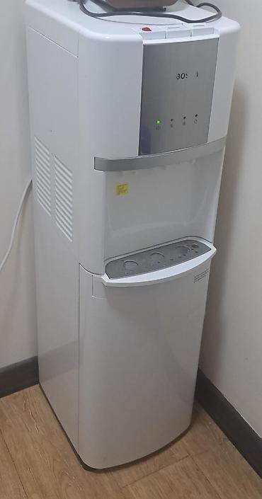 Dispenser satılır tecili 140 manata .Bosh firmadinin Qaracuxur*afa