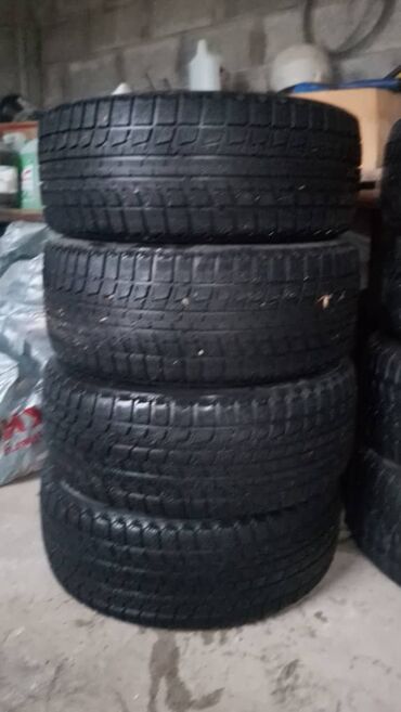 Шины: Продаются Комплект шин Есть два размеры Blizzak 235/60 r17 Blizzak — 1