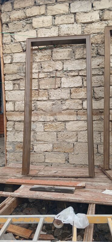 Giriş qapıları: Mənzil üçün İşlənmiş Giriş qapısı Çərçivə ilə, Zəmanətsiz, Ödənişli quraşdırma, Ünvandan götürmə — 10