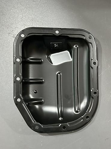 prius motor: Toyota Prius 20 Gövdə üçün yağ karteri — 1