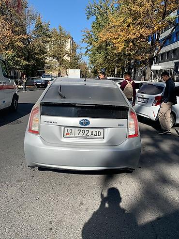 byd 2018: Toyota Prius: 2013 г., Вариатор, Гибрид, Лифтбек — 3