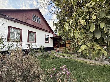 Продаем полдома в районе Восточного автовокзала ( Осмонкула at lalafo.kg Продаем полдома в районе Восточного автовокзала ( Осмонкула