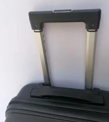 Putni koferi i torbe: Tvrdi kofer na točkiće – kabinski format - Materijal: čvrsta ABS/PC — 17