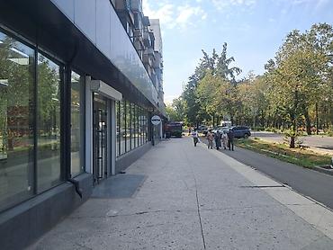 киоска ош: Часть магазина, В жилом доме, 225 м² С ремонтом, 1 линия, Комната для персонала, Кондиционер — 5
