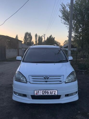 Toyota: Toyota Ipsum: 2001 г., Минивэн