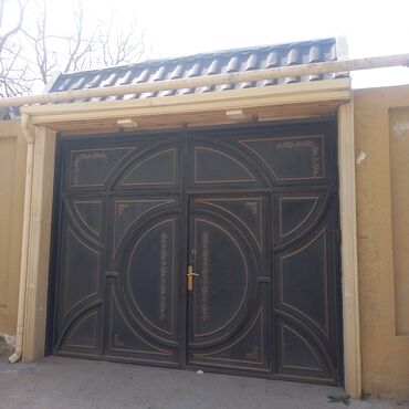 Продажа дач: Баку, Пос. Паршаги, 465 м², 6 комнат, Без бассейна, Комби, Газ, Электричество