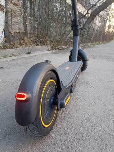 Электросамокаты: Электросамокат, Ninebot, Б/у — 2