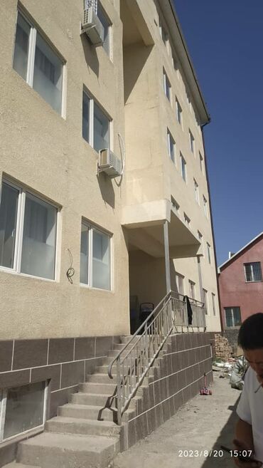 кв военно антоновка: 1 комната, 40 м², Индивидуалка, 3 этаж, ПСО (под самоотделку)