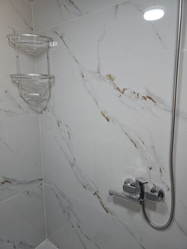 Otaqların uzunmüddətli kirayəsi: Kirayə üçün kiçik studiya tipli otaq. Xüsusiyyətlər: - Açıq mətbəx — 14