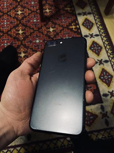 Apple iPhone: IPhone 7 Plus, Б/у, 32 ГБ, Черный, Чехол, 78 % — 2