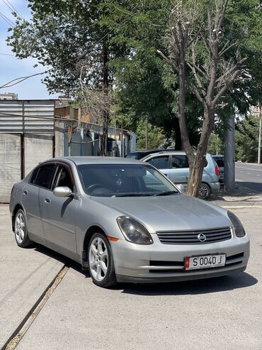 nissan cabstar: Nissan Skyline: 2002 г., 3 л, Автомат, Бензин, Седан