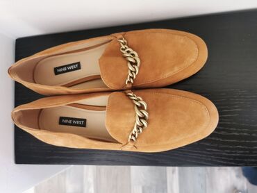 haljine od cipke za svadbu: Loafers, Nine West, 39