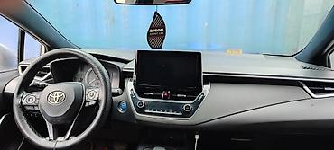 Toyota: Toyota Corolla: 2019 г., 1.8 л, Гибрид, Седан — 1